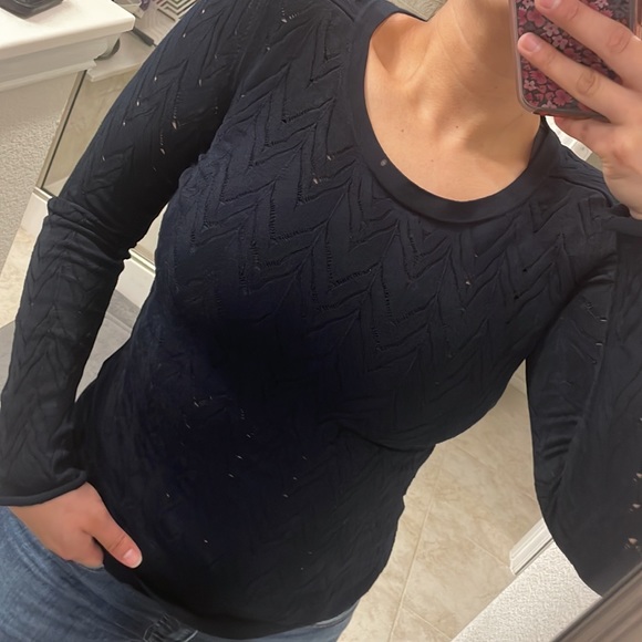 Louis Vuitton uniform long sleeve top - Picture 6 of 8